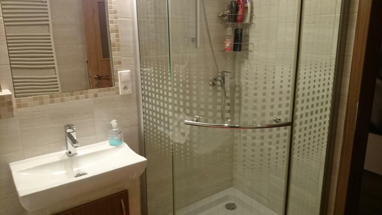 Apartman Lusy Vel'ka Lomnica Buitenkant foto