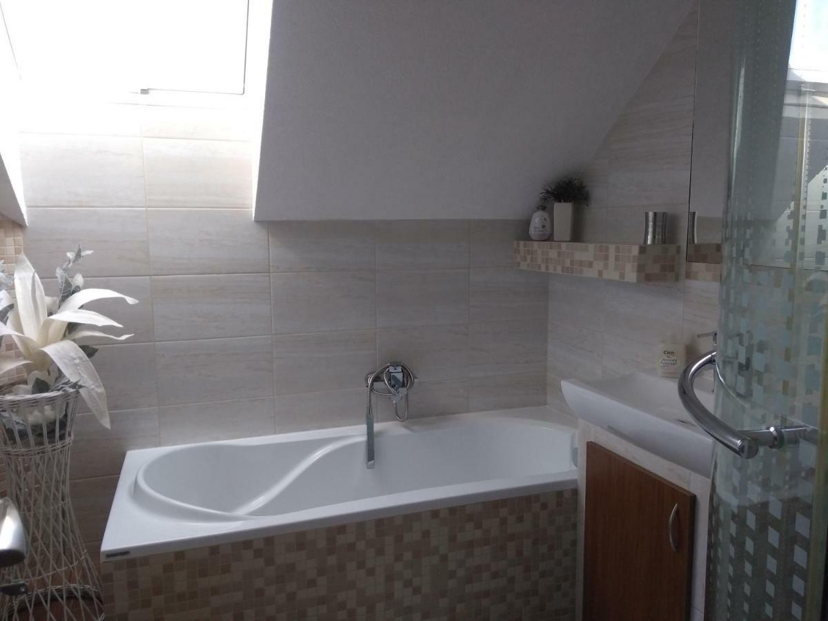 Apartman Lusy Vel'ka Lomnica Buitenkant foto